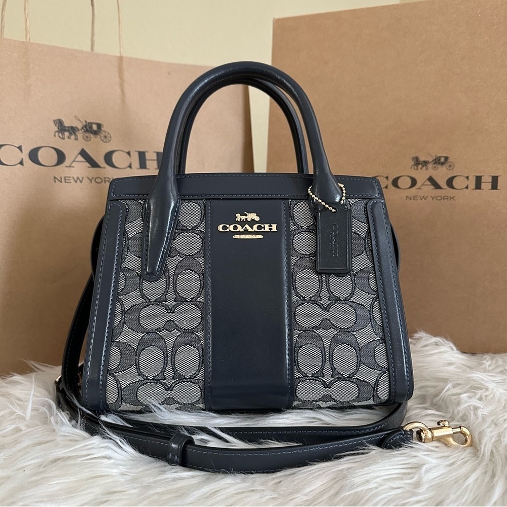 New Coach Andrea Carryall Bag In Signature Jacquard satchel bag - Picture 3 of 15